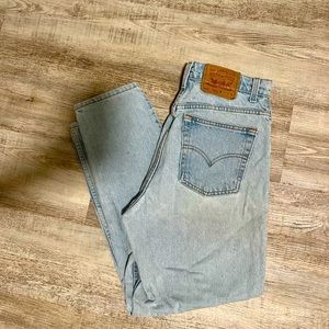 Levi 551’s light wash